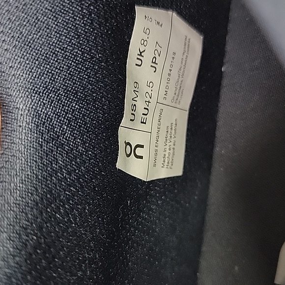 ON RUNNING THE ROGER ADVANTAGE MENS SIZE 9 NAVY WHITE SNEAKERS - Picture 9 of 16